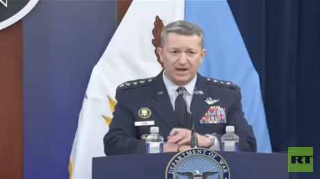 الجنرال دان كين يشكر شركاء الخليج على دعمهم