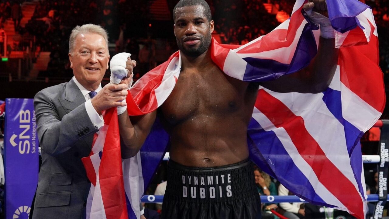 دانيال دوبوا يتوج بلقب WBO بعد انتصاره على هاربر