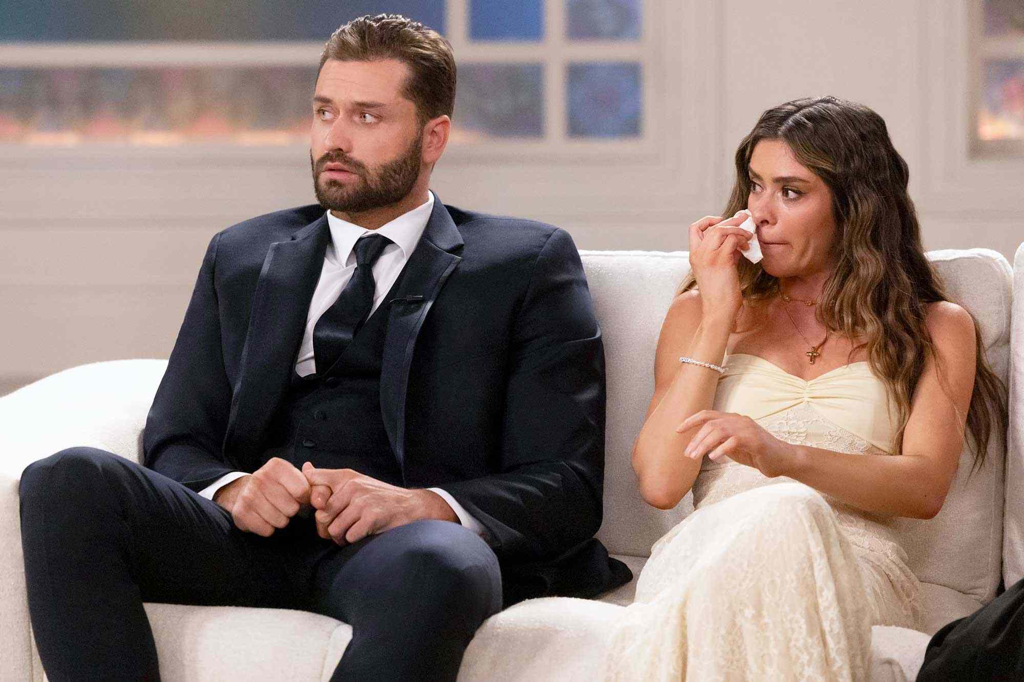 جلسة حماية لتايلور فرانكي بول بعد إلغاء "البكالوريوس"