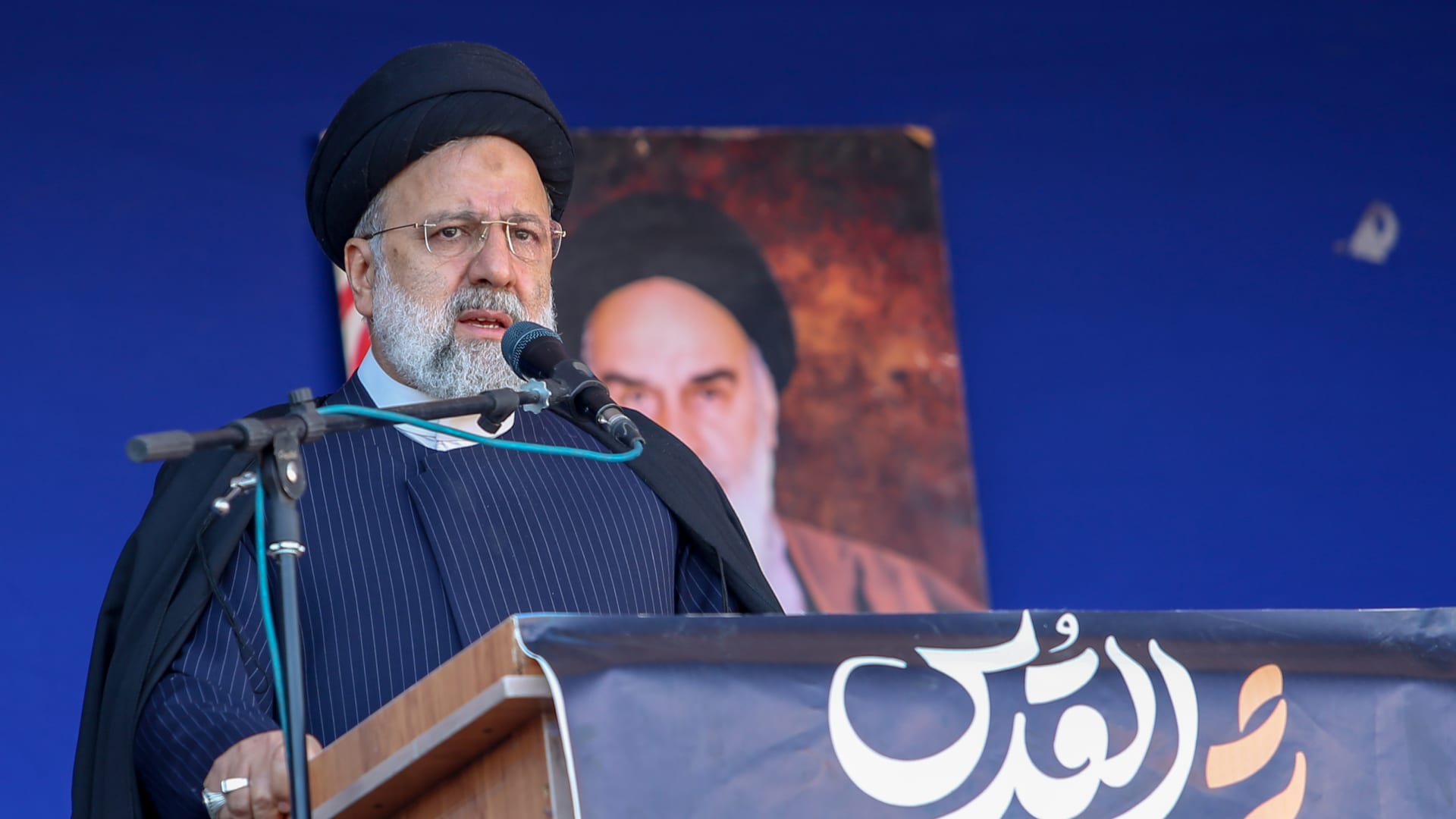 Houthi Group Supports Iran While Maintaining Military Independence