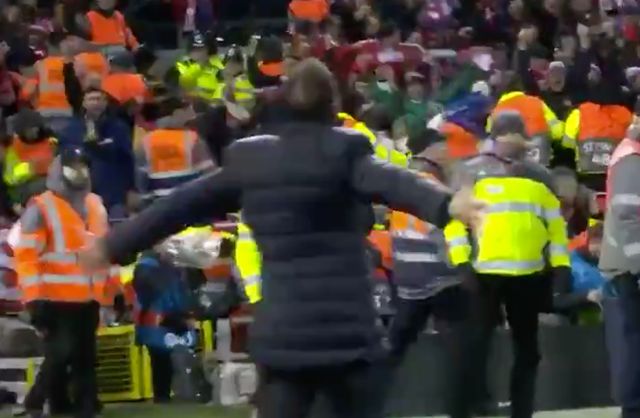 أتلتيكو مدريد يحتفل بميلاد سيميوني