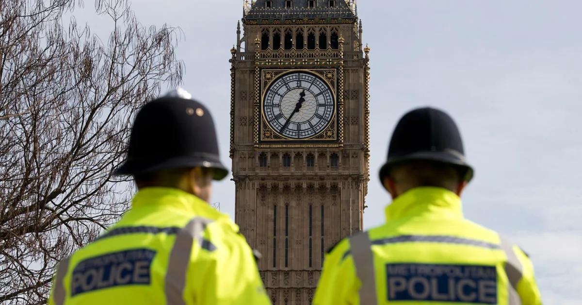 Arrêt de jeunes filles à Londres pour comportements inacceptables