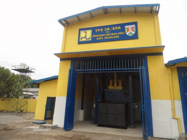 إطلاق مشروع TPS3R في سوروبادان لتحسين إدارة النفايات