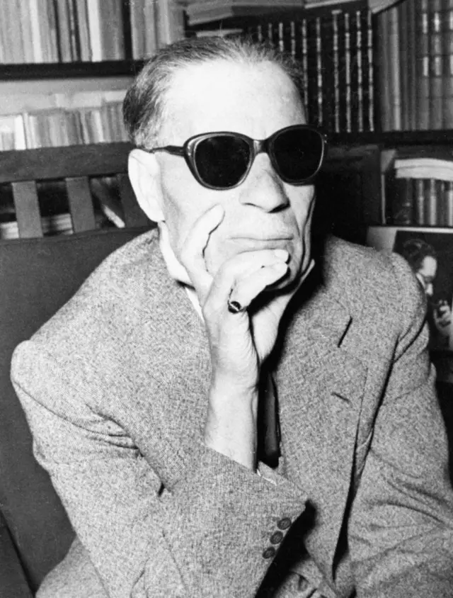 Debate over Tahtawi's 'In Pre-Islamic Poetry'