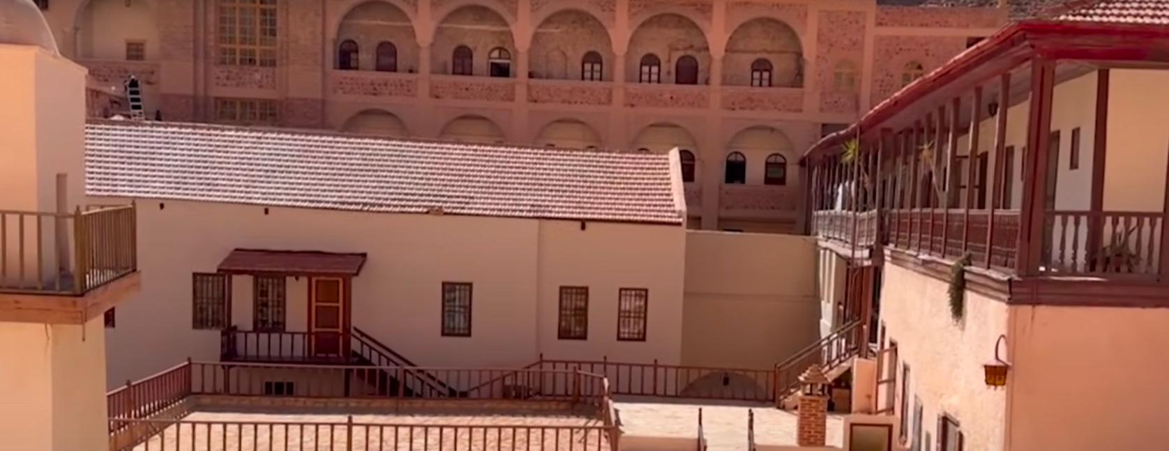 تطوير دير سانت كاترين: الحفاظ على التراث والبيئة