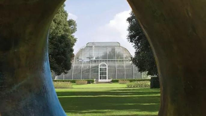 معرض هنري مور في حدائق كيو بلندن