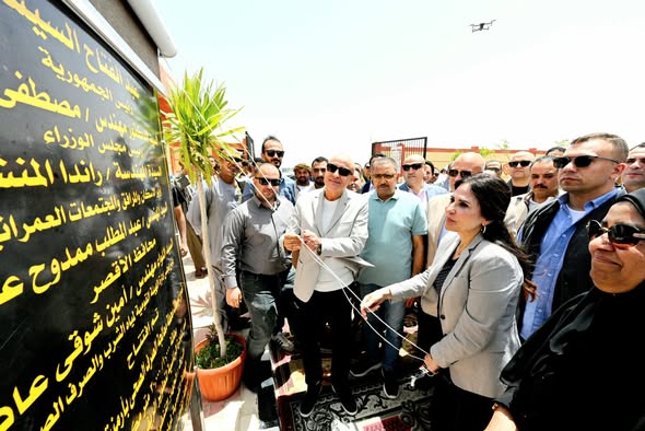 افتتاح مشروعات صرف صحي جديدة في أرمنت