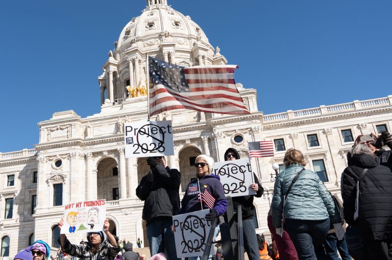 Manifestations massives aux États-Unis contre Trump