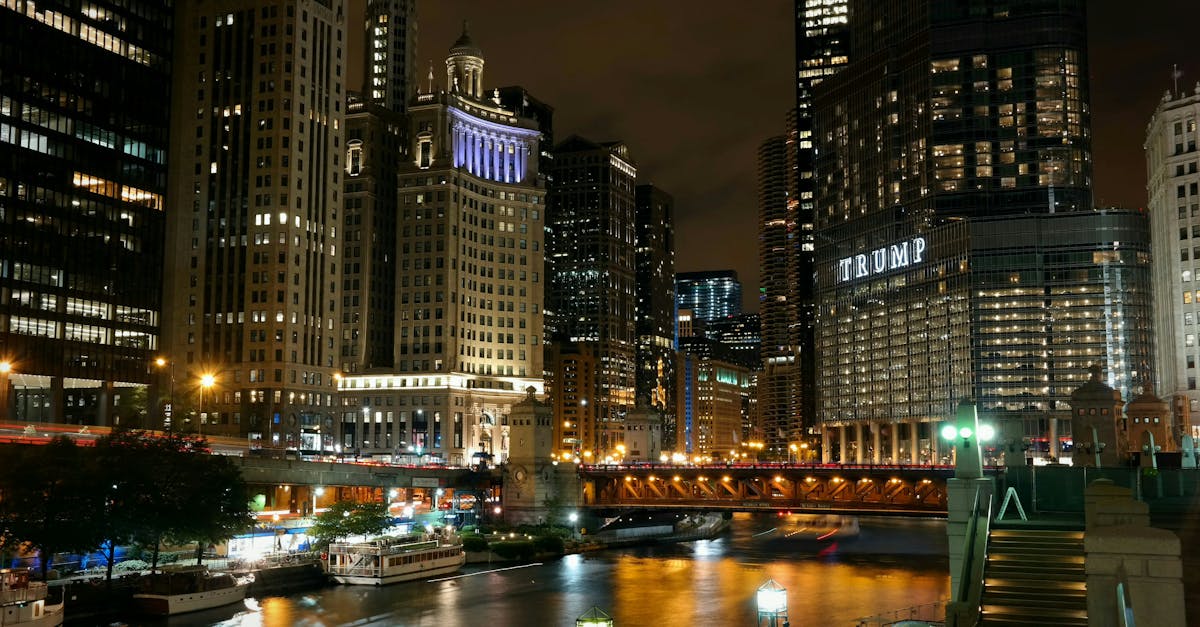 ترامب يحذر من انهيار حضارة إيران ووساطة باكستان مستمرة