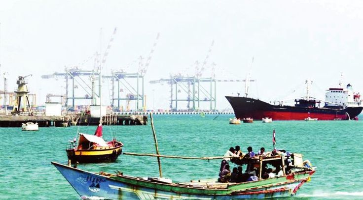 Explosion zielt auf Handelsschiff in Sharjah ab