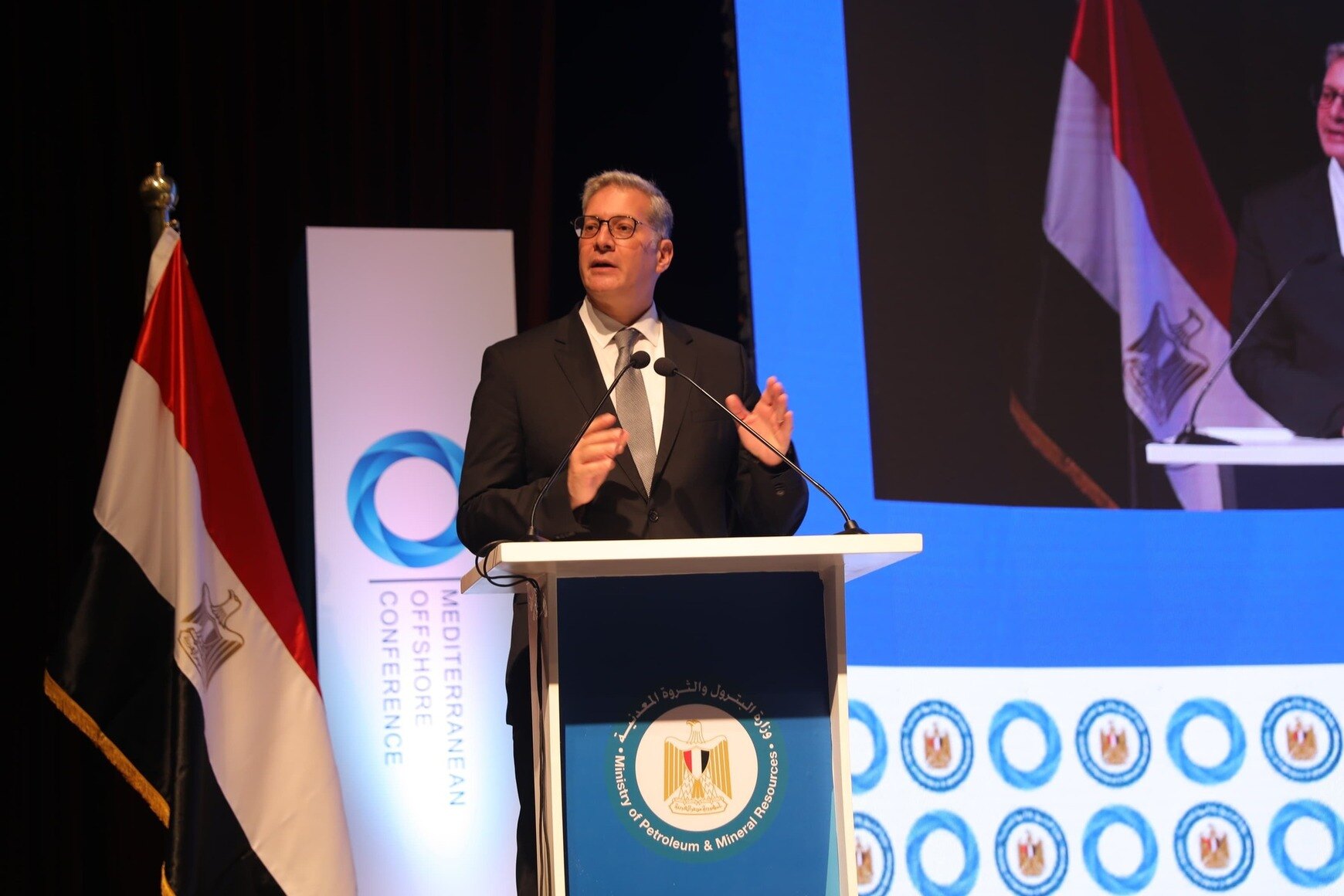 Adjust Performance Times for the Artistic House of Theater