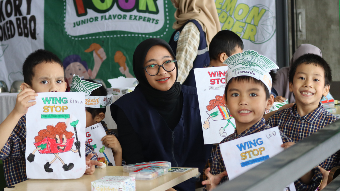 مساعدات اجتماعية للأطفال في دور الأيتام بإندونيسيا