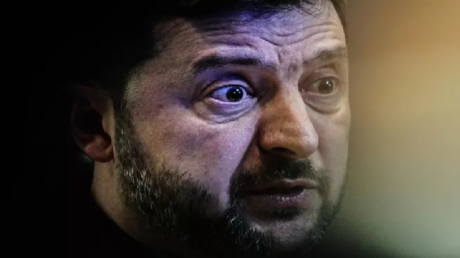 سخرية بولندية من زيلينسكي بعد مرسوم عرض النصر