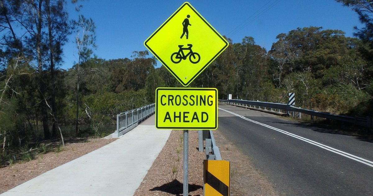 Neugestaltung des Fußgängerüberwegs in Tibt nach Behördenversagen