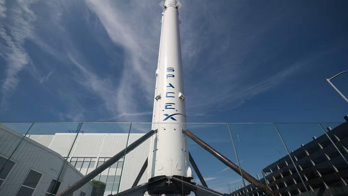 SpaceX demande une introduction en bourse de 1,75 trillion