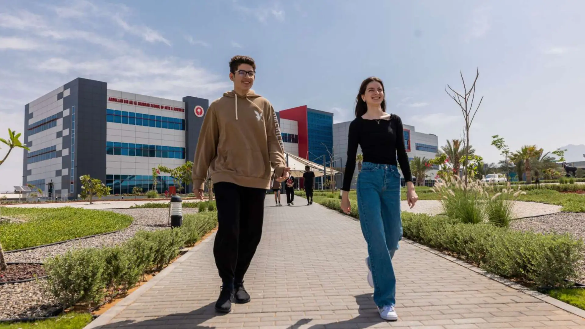 توسيع شبكة أمريكية رأس الخيمة الأكاديمية