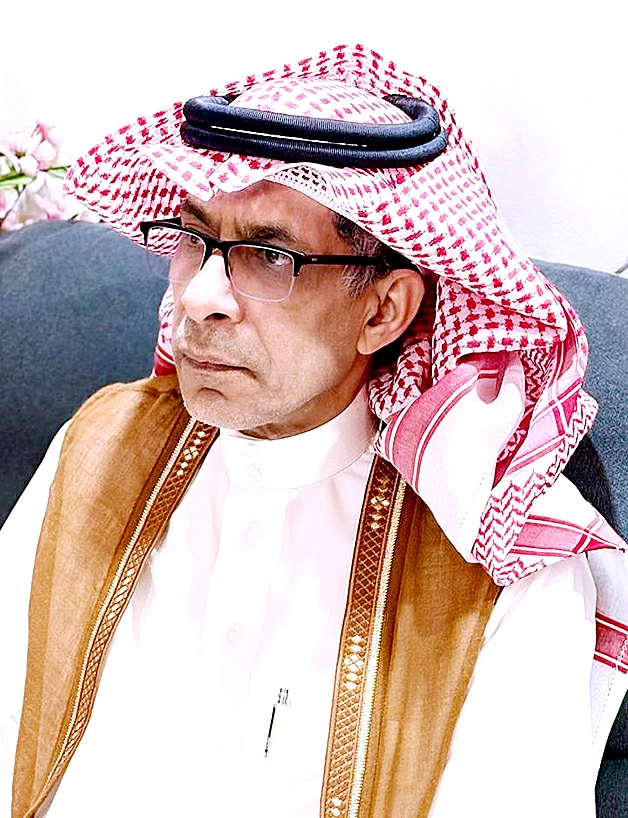 التلويحة الأخيرة للدكتور سعيد السريحي في الشعر العربي