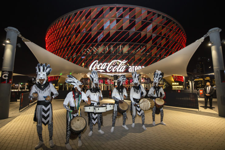 استبدال حفلات الموسيقى بمهرجانات تسوق في دبي