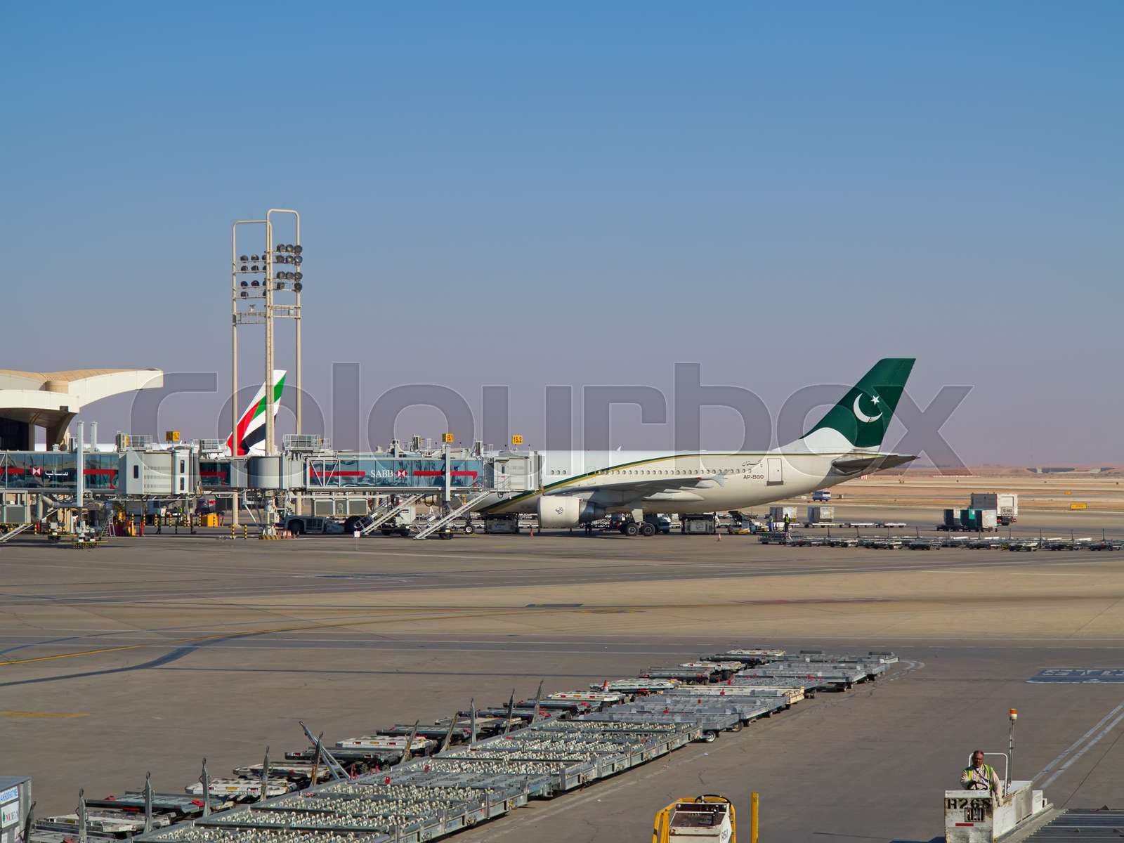 مطار الرياض يستقبل خدمات جسور الإركاب باستثمار 315 مليون ريال