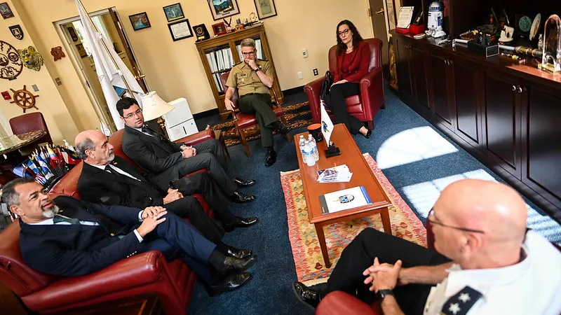 زيارة وفد فرنسي لدراسة إصلاح العدالة في إسبانيا