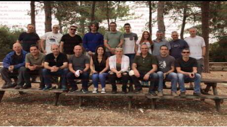 صورة تكشف فريق تصميم طائرة "هرمس" الإسرائيلية