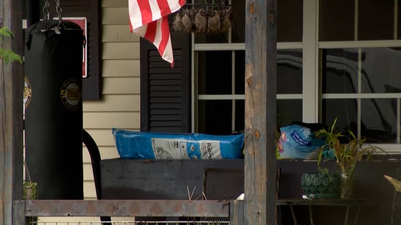 Teenager tötet Mutter nach Planung über Discord