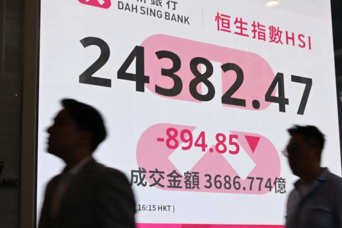 Stocks Plunge in China After Trump's Iran Remarks