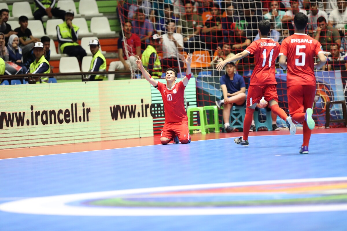 بنك البحرين الإسلامي يتوج بلقب بطولة الصالات