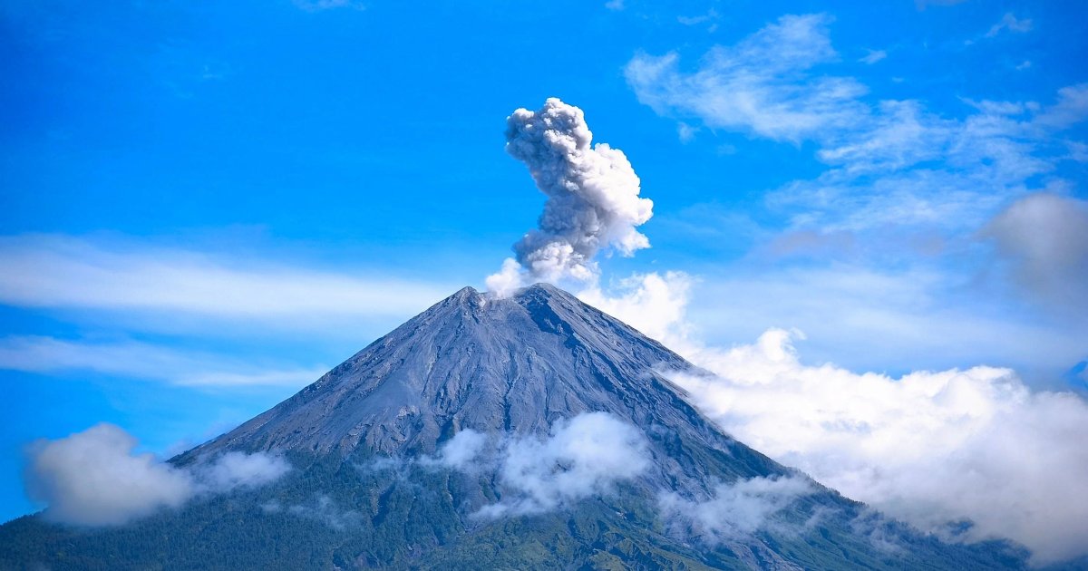 Vulkaneruption Gunung Semeru in Indonesien