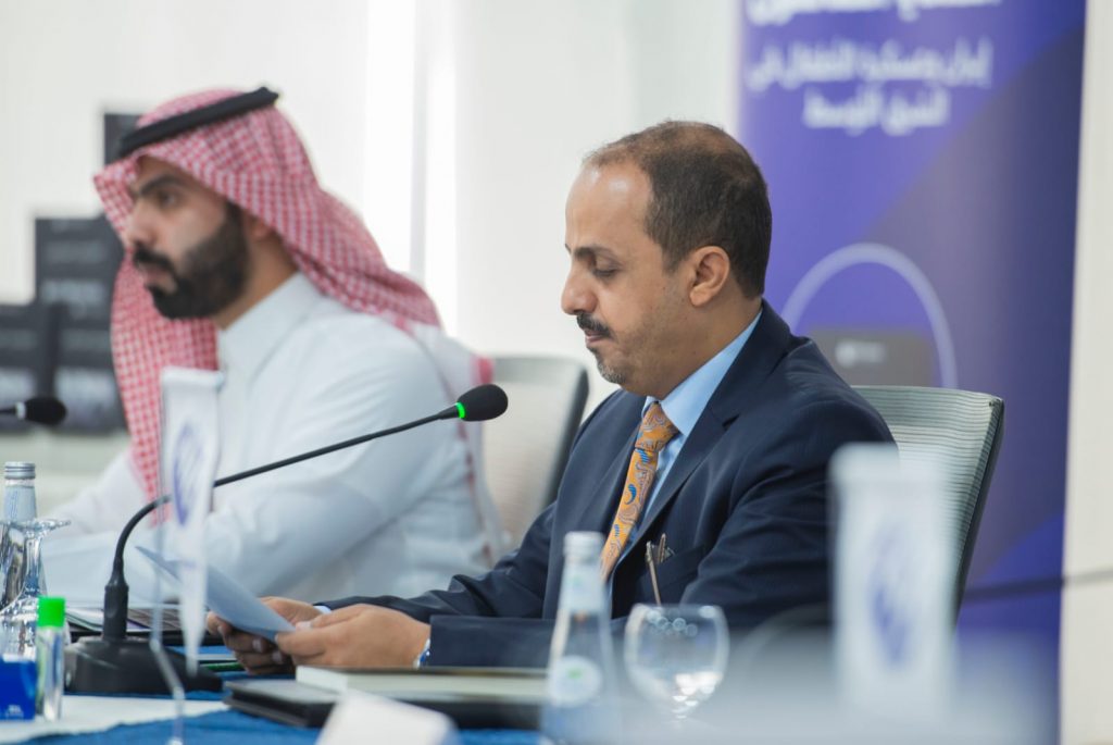 إيران تطلق حملة تجنيد الأطفال في ظل التوترات مع الولايات المتحدة