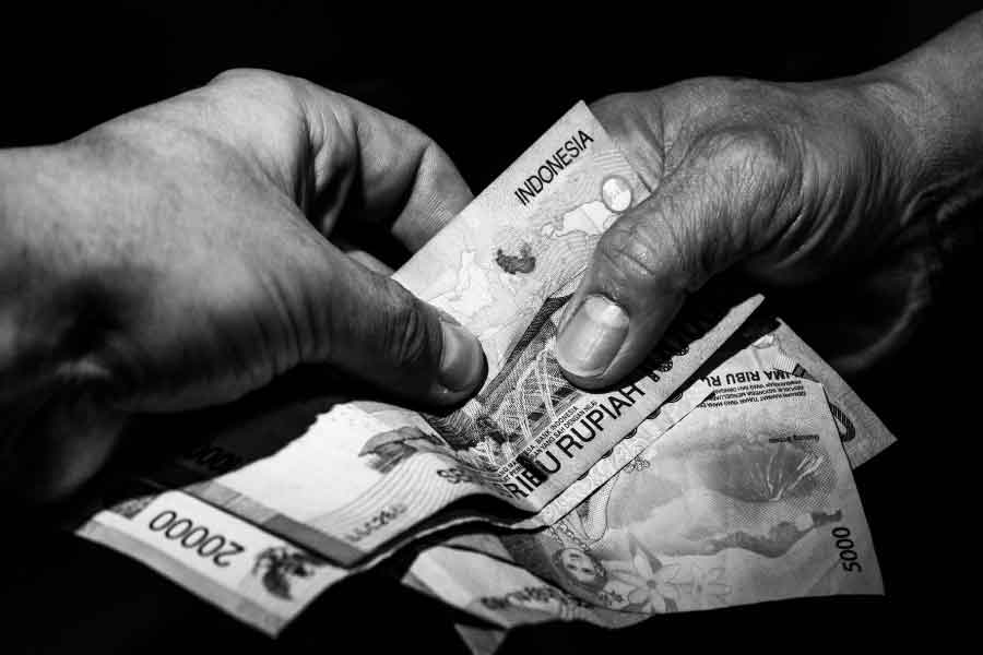 Enquêtes sur la corruption dans le secteur des douanes indonésiennes