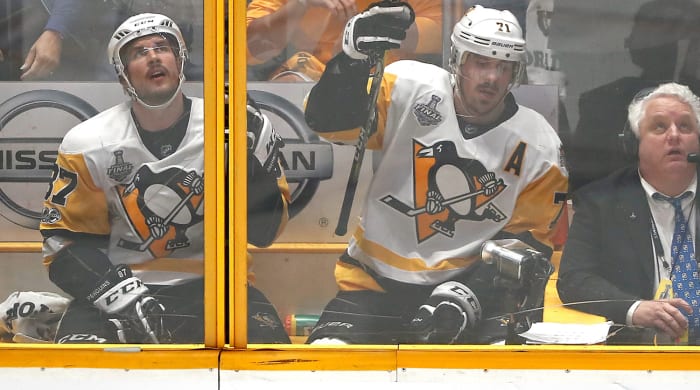 تحقيقات في إصابة لاعب الهوكي هولمبيرغ