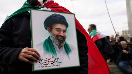 Khamenei-Botschaft an Qassem stärkt Iran-Libanon-Beziehungen