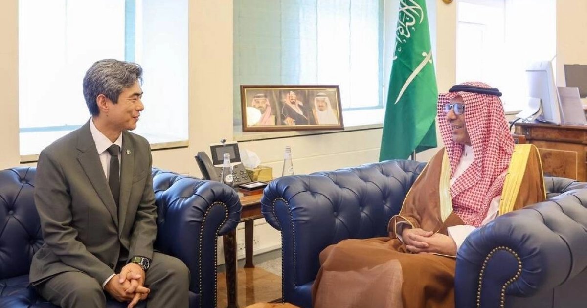 تعزيز العلاقات السعودية الكورية