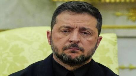 فاونسا يعلن عدم دعمه لزيلينسكي بسبب تمجيد جيش التمرد