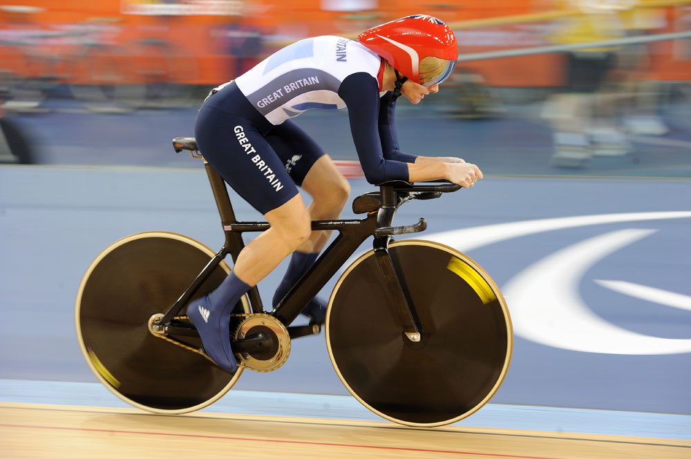 دراجات أصحاب الهمم تحصد 10 ميداليات في آسيا