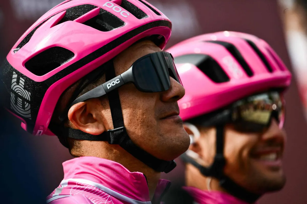 Chirurgie de Carapaz avant le Giro d'Italia