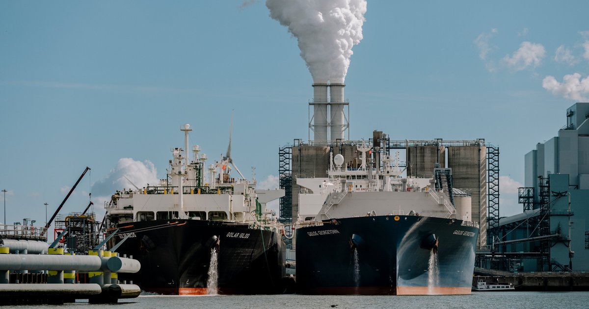 أوكرانيا تعرض وقف إطلاق النار مع روسيا