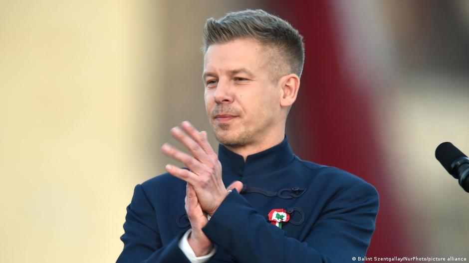 اجتماع حاسم بين ماجيار وفون دير لاين في بروكسل