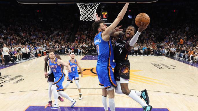 ثاندر يتأهل إلى الدور الثاني في بلاي أوف السلة الأميركية