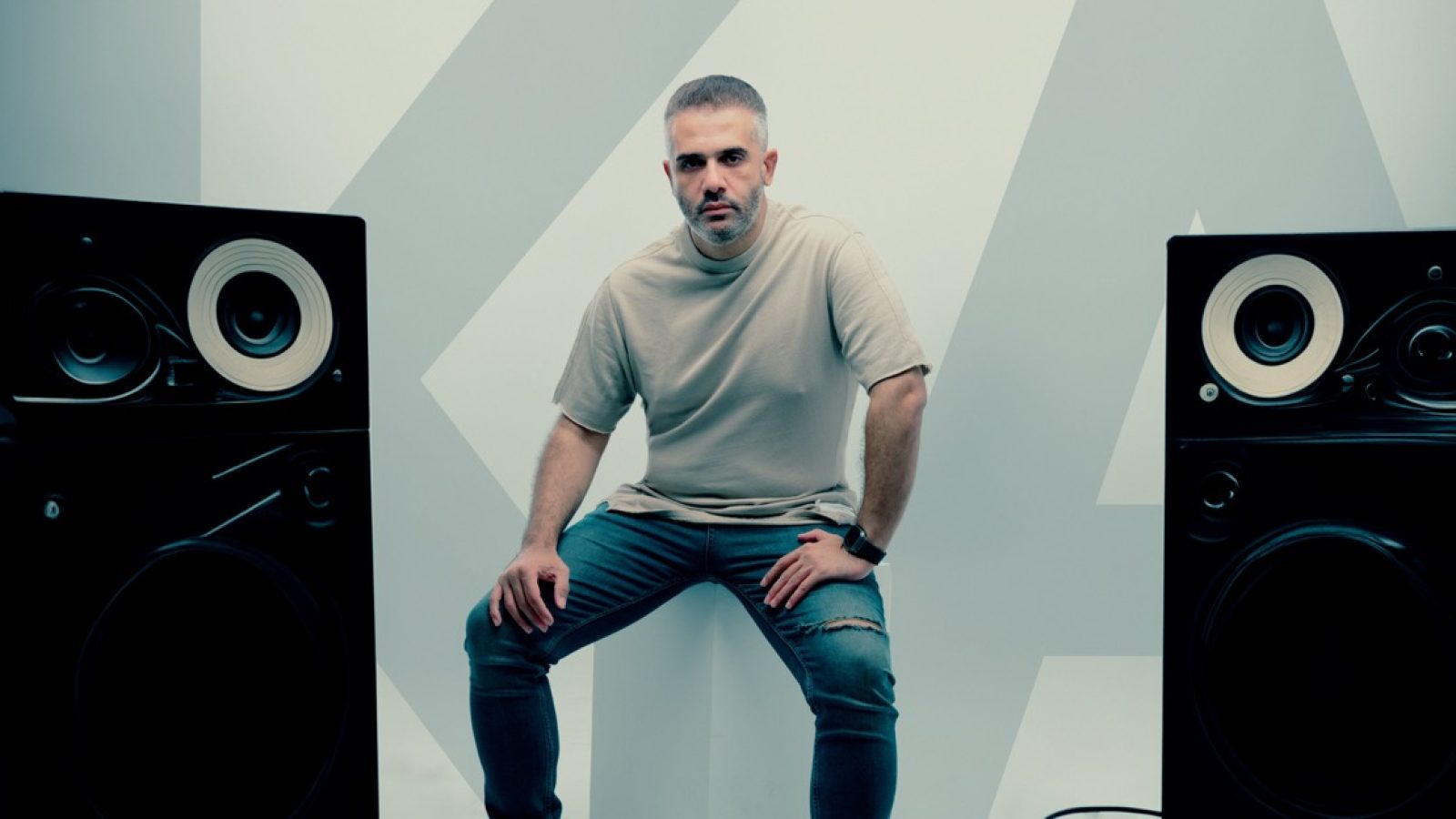 شيرين عبدالوهاب تشكر فنانين دعموا مسيرتها