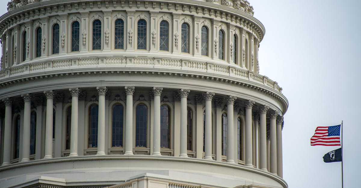 هدنة مفاجئة في الحرب الأمريكية-الإيرانية