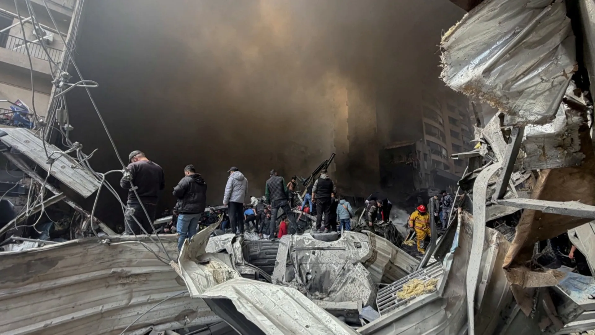 تصعيد إسرائيلي في لبنان يثير موجة غضب