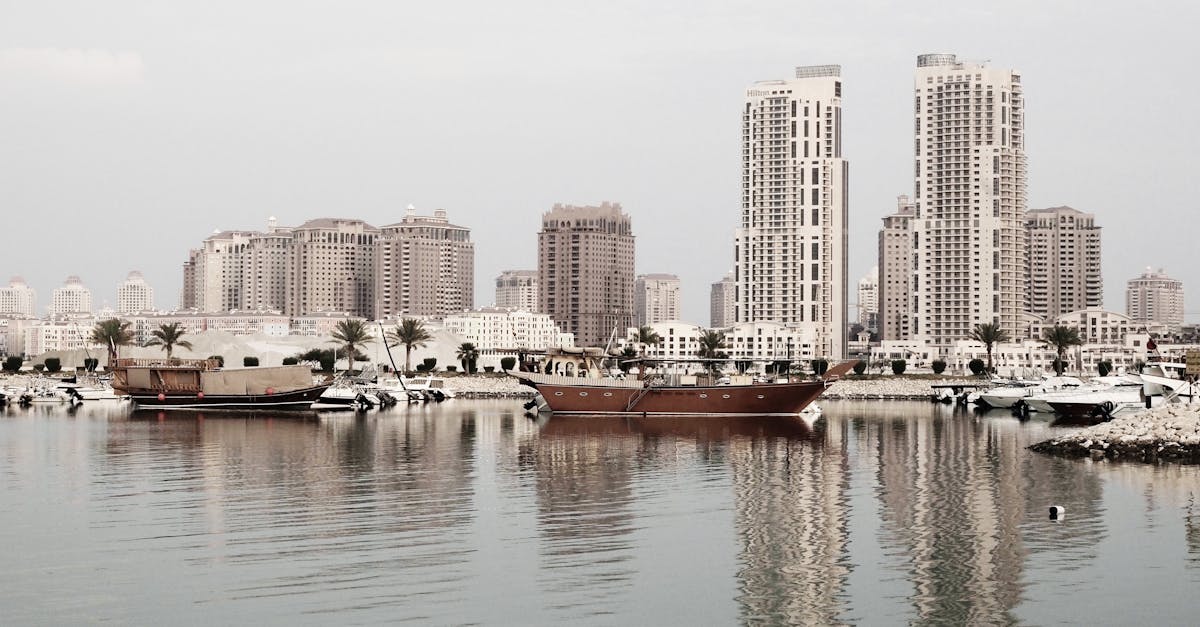 قطر تتصدى لهجمة صاروخية إيرانية بنجاح