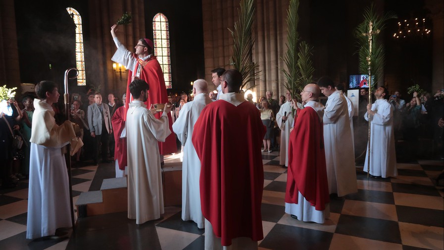 قلق من خطة الكنيسة الفرنسية لتعويض ضحايا الاعتداءات