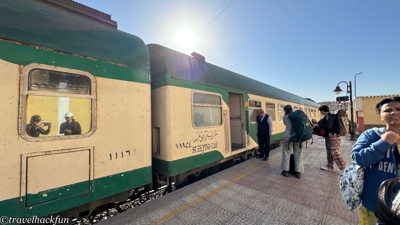 تشغيل قطار مكيف بين القاهرة وأسوان في أبريل