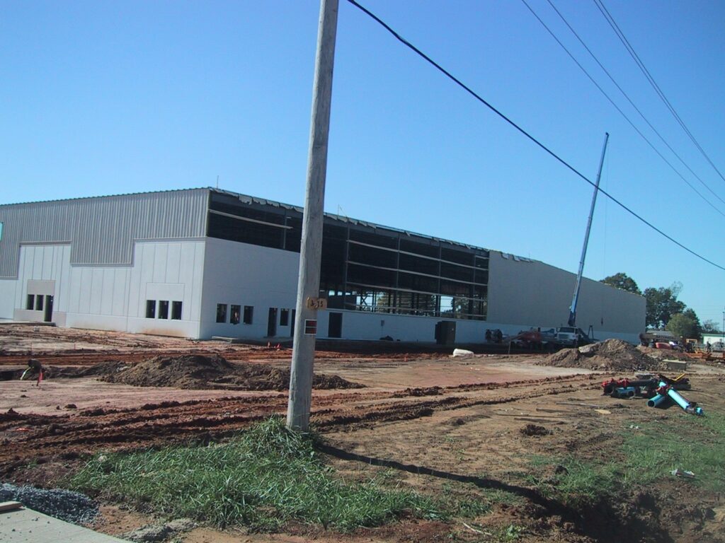 حريق في مركز توزيع كيمبرلي-كلارك يهدد سوق الورق الأمريكي