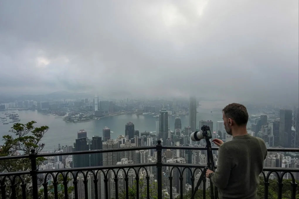 Warning for Heavy Rainstorm in Hong Kong