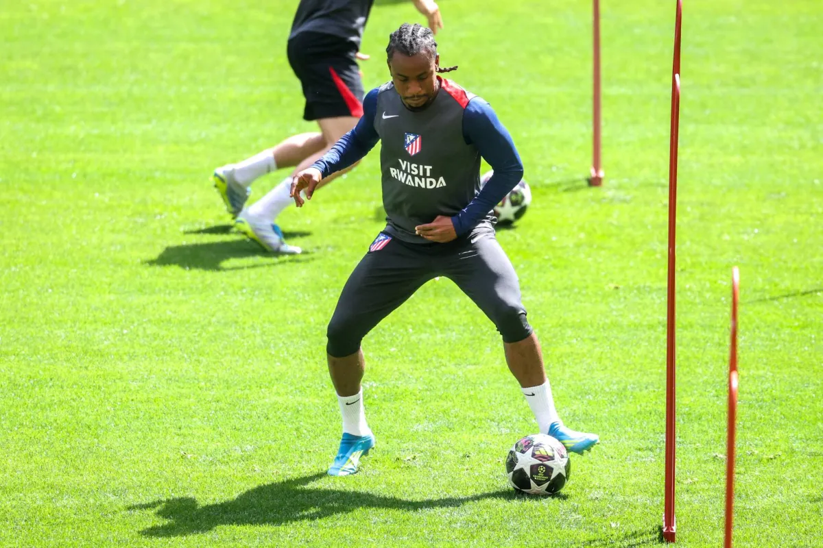 أتلتيكو مدريد وآرسنال في نصف نهائي دوري الأبطال