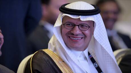 بن سلمان في منتدى بطرسبورغ: الصمت أحسن من التكلم بلا علم